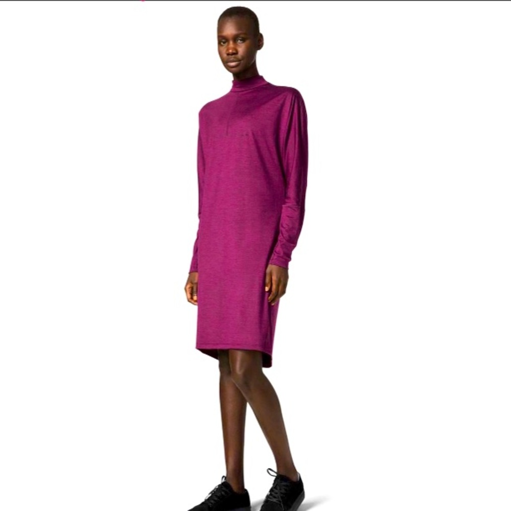 Lululemon Vindur Dress